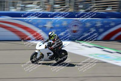 media/Jun-26-2022-Fastrack Riders (Sun) [[e3c435f101]]/Level 2/Start Finish/